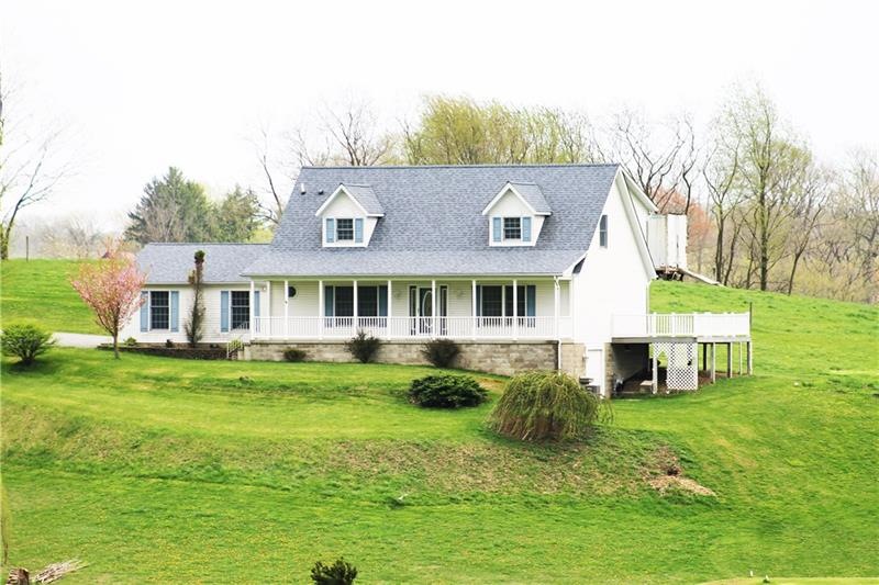 Welcome to this gorgeous home on Tulip Drive...