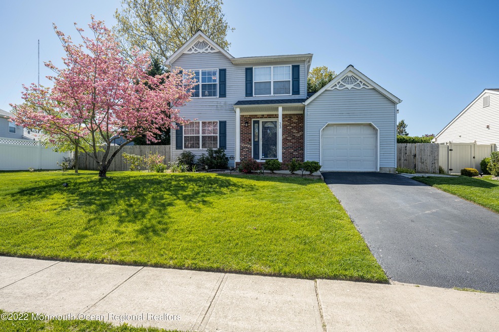 33 Hialeah Ct, Howell, NJ 07731 - photo 1