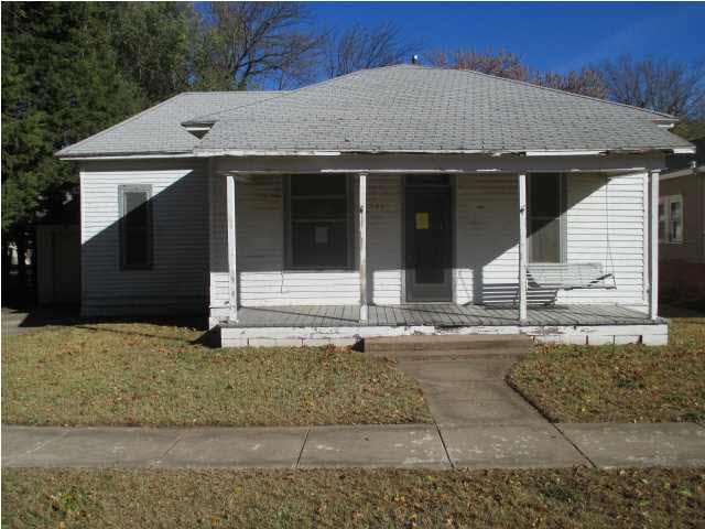 126 S 3rd St, Colwich, KS 67030 - photo 1