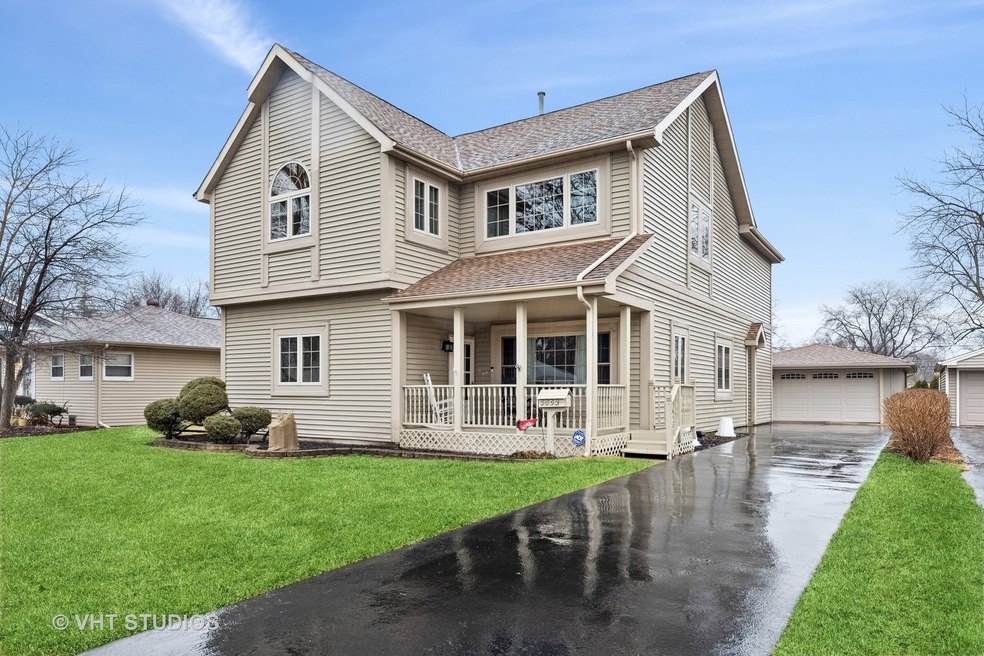 2302 Robin Ln, Rolling Meadows, IL 60008 - photo 1