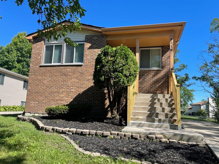 4318 Mayfair Ct, Country Club Hills, IL 60478 - photo 1