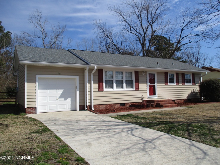 108 Cardinal Rd, Jacksonville, NC 28546 - photo 1