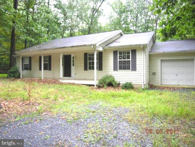 460 Applejack Ln, Harpers Ferry, WV 25425 - photo 1