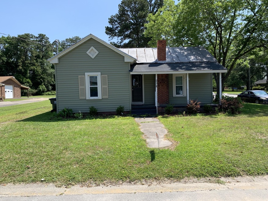 258 Sylvania St, Winterville, NC 28590 - photo 1