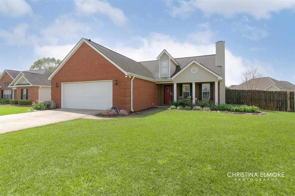 207 Carver Ct, Warner Robins, GA 31088 - photo 1