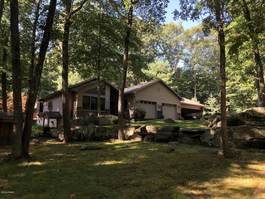 437 Spruce St, Hawley, PA 18428 - photo 1