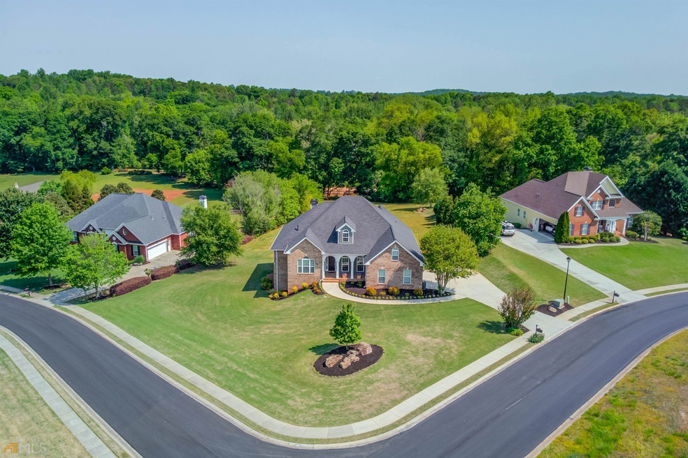 850 Reece Dr, Hoschton, GA 30548 - photo 1