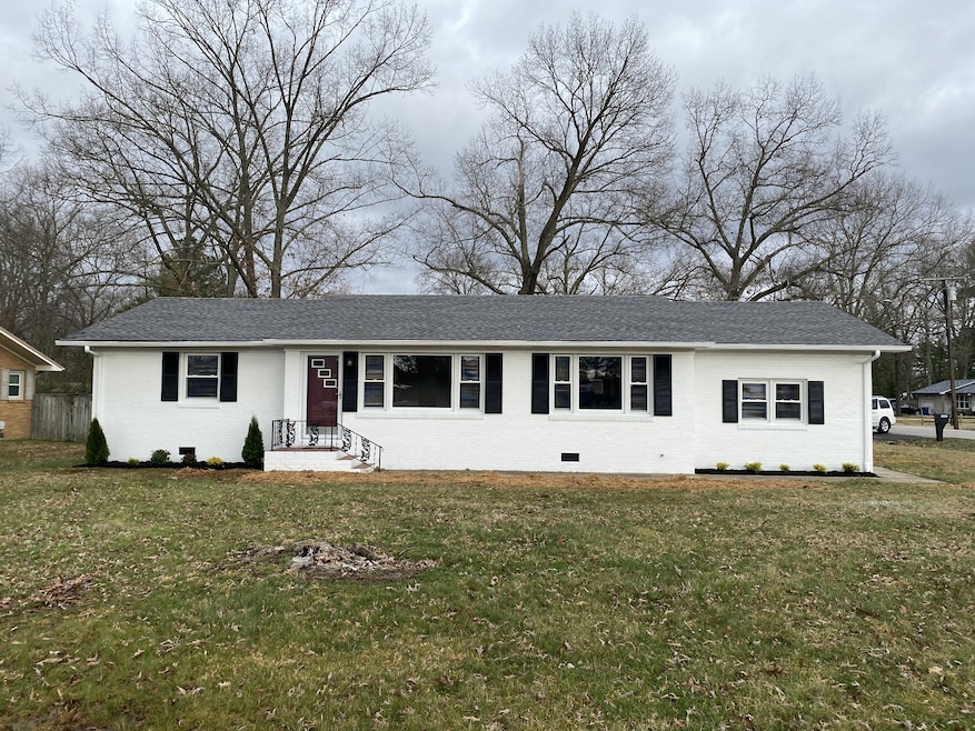 1807 Mcarthur St, Manchester, TN 37355 - photo 1