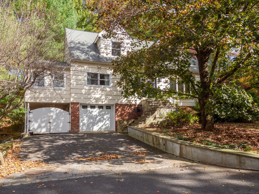 10 Marie Ln, Ridgefield, CT 06877 - photo 1
