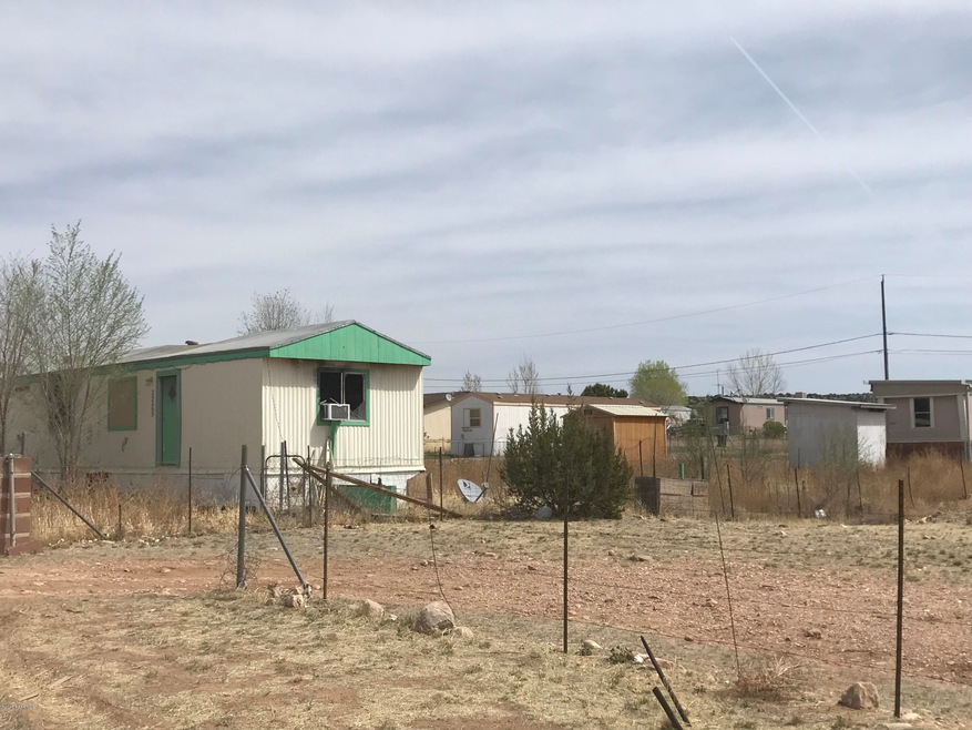25365 N Juniper Dr, Paulden, AZ 86334 - photo 1