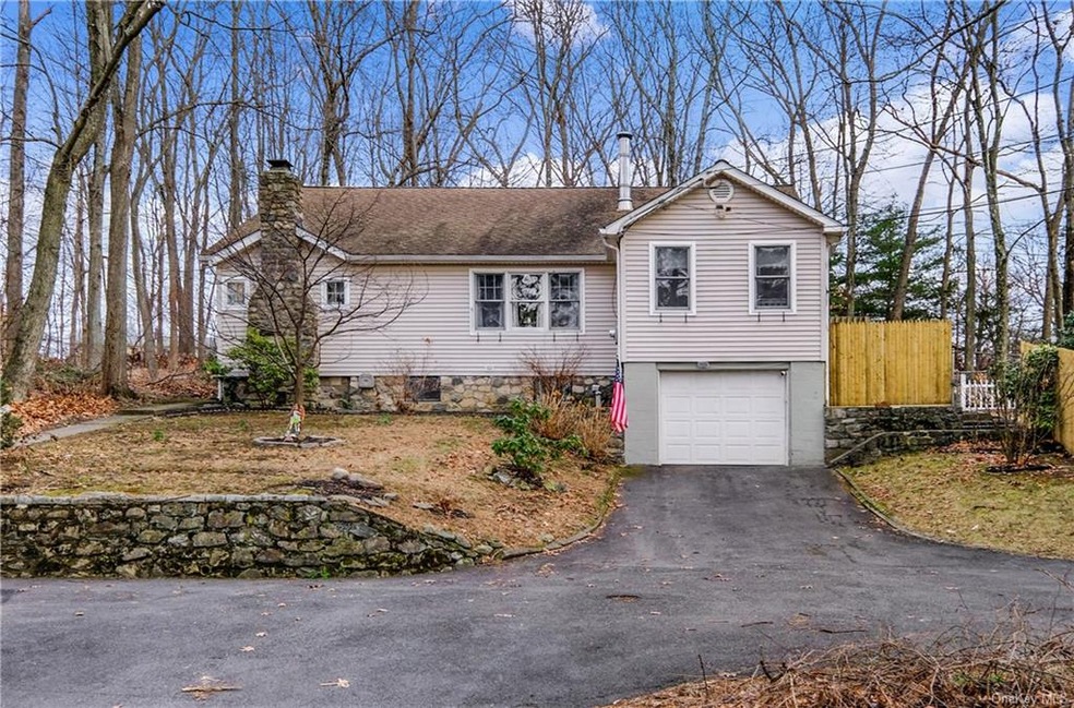 79 Locust Ave, Cortlandt Manor, NY 10567 - photo 1