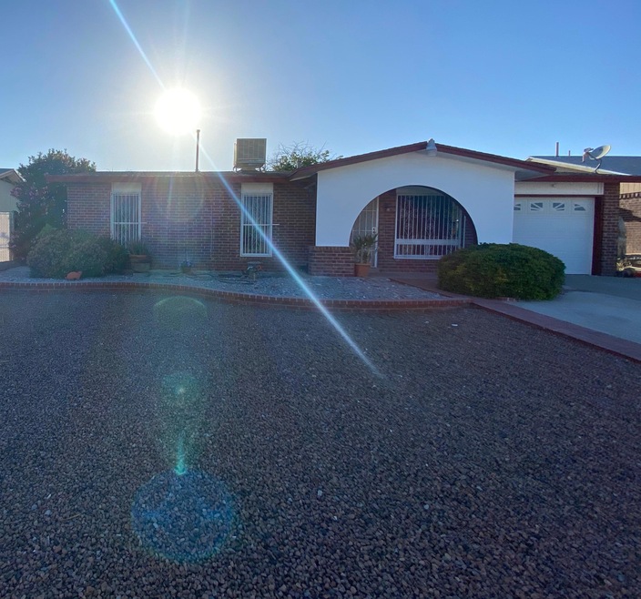 1529 Charles Owens Dr, El Paso, TX 79936 - photo 1