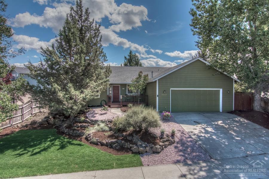 20967 Spinnaker St, Bend, OR 97701 - photo 1