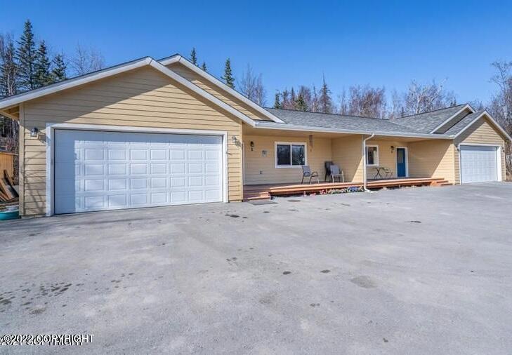 1330 N Hickory St, Palmer, AK 99645 - photo 1