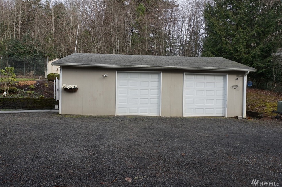 126 Mcadams Rd W, Longview, WA 98632 - photo 1