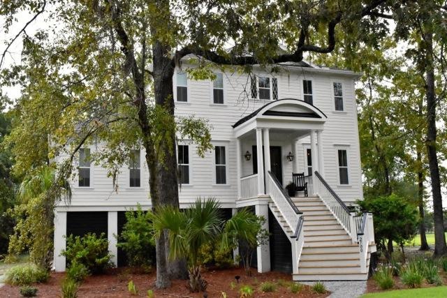 front house fountainhead