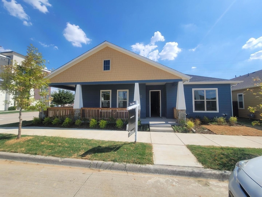 8836 Vermillion St, North Richland Hills, TX 76180 - photo 1