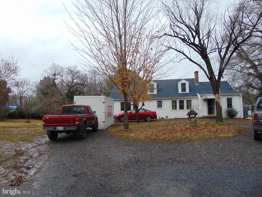 4105 Cadle Creek Rd, Edgewater, MD 21037 - photo 1