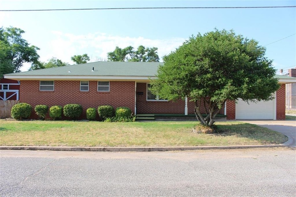 Extremely well maintained home!