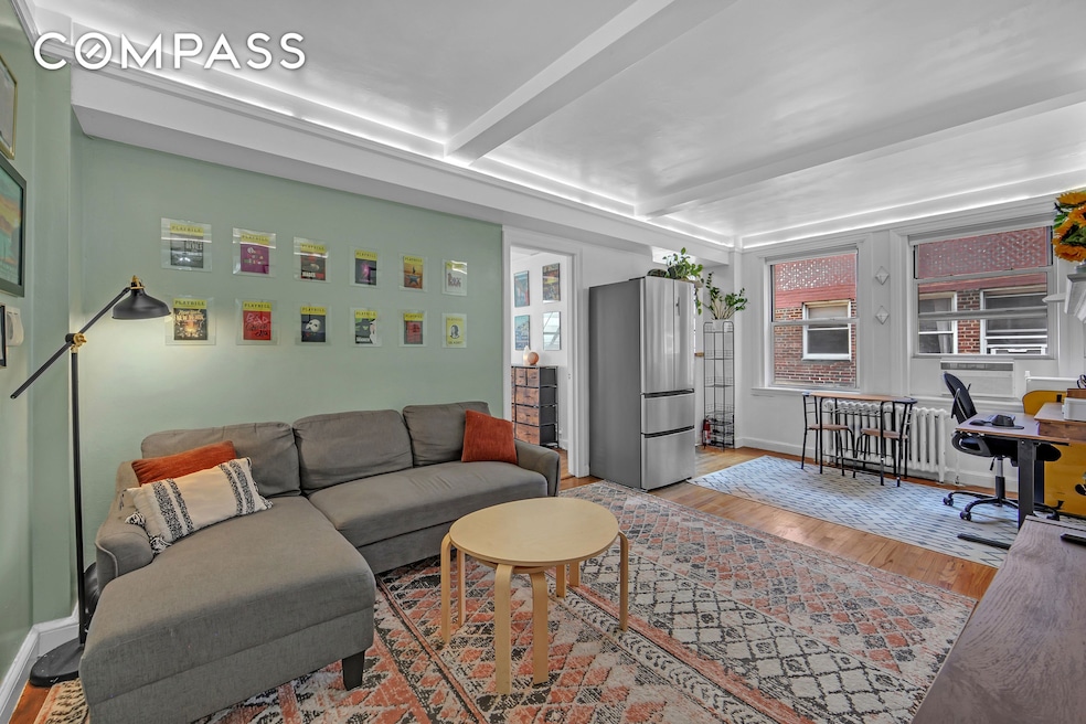 The Manor unit 909, New York, NY 10017 - photo 1