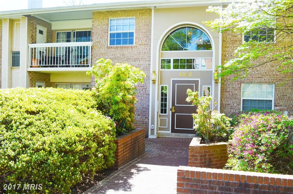 1952 Kennedy Dr unit 102, McLean, VA 22102 - photo 1
