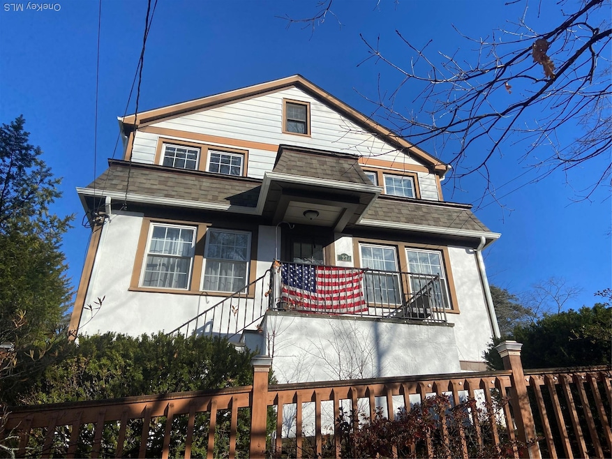 27 Grand Blvd unit B, Scarsdale, NY 10583 - photo 1