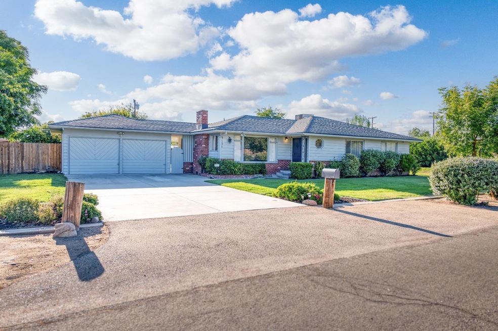 Tarpey Village 3bd with 17k plus lot and newer roo
