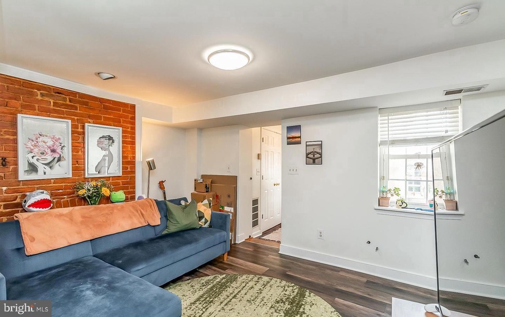 1126 S Charles St unit 2, Baltimore, MD 21230 - photo 1