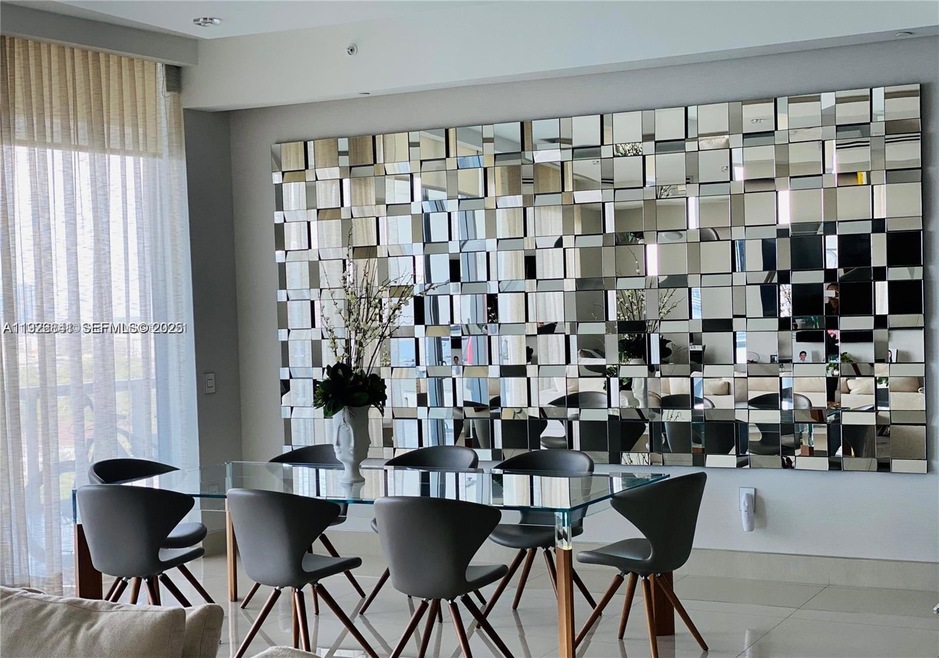 Echo Aventura unit LPH09, Aventura, FL 33180 - photo 1