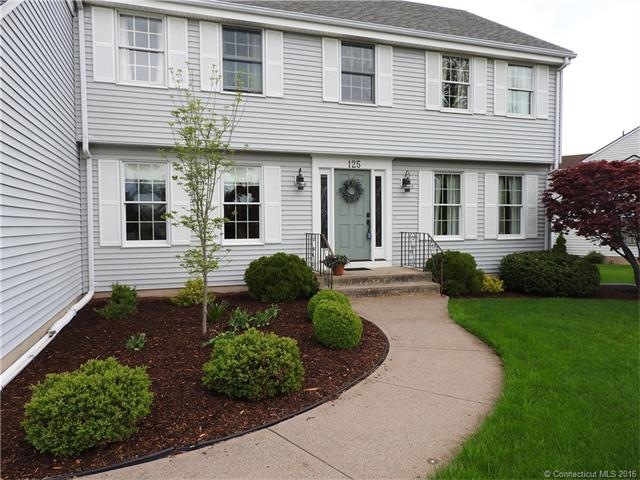 Great curb appeal!