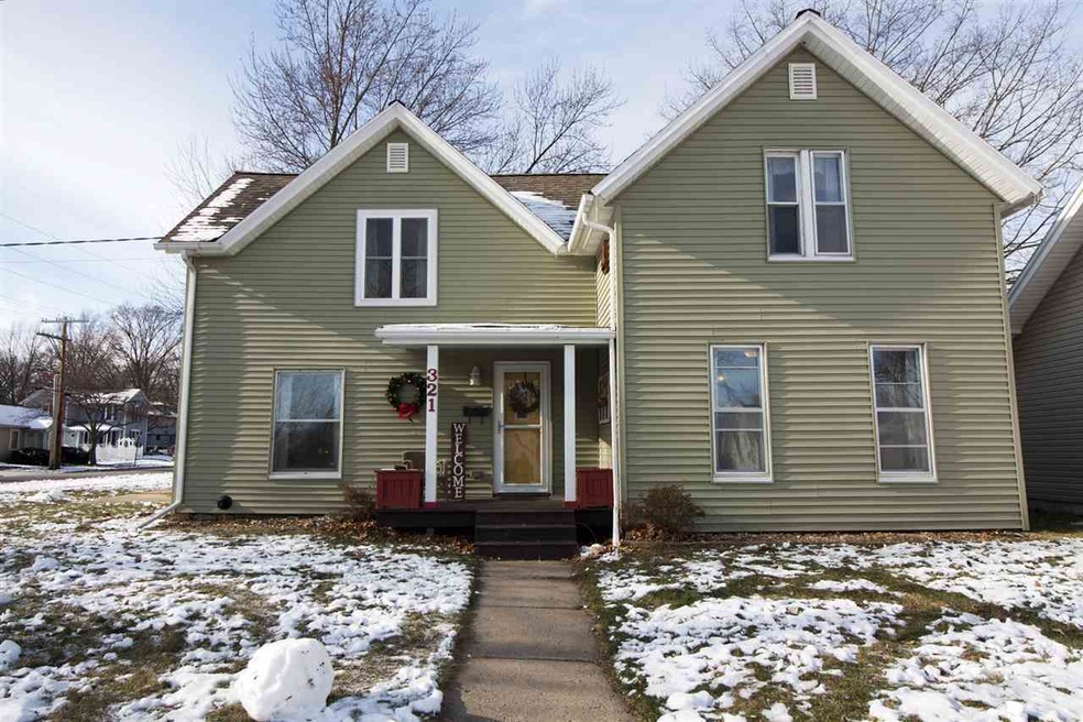 321 Walnut St, Cedar Falls, IA 50613 - photo 1