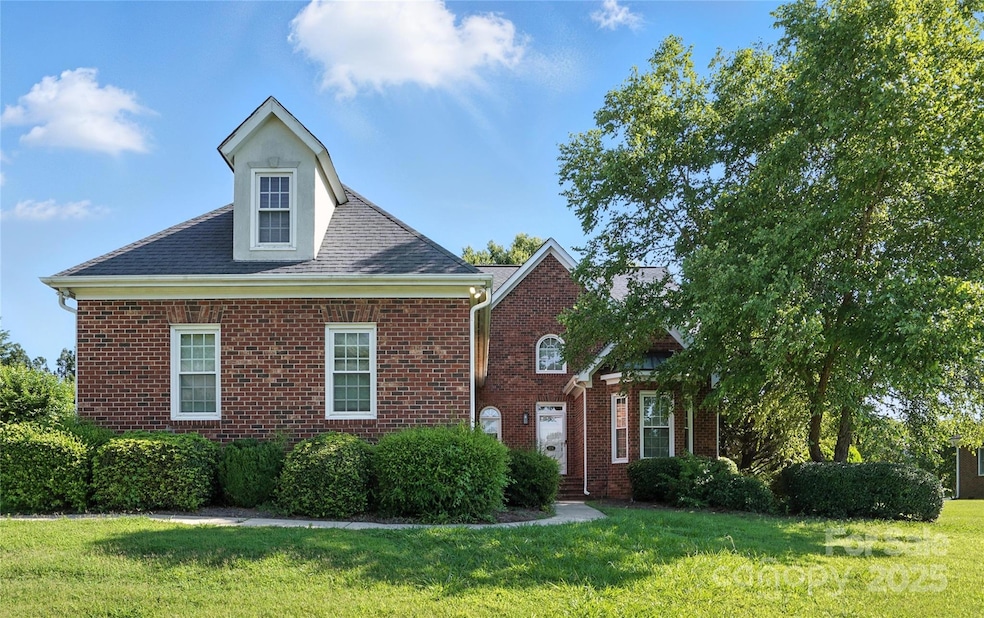 Sold $650,000 • Co-Listing Agent