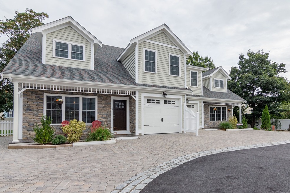 135 Sumner St unit 5, Quincy, MA 02169 - photo 1