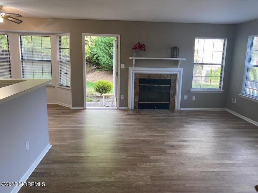 393 Carhart Ct unit 393, East Brunswick, NJ 08816 - photo 1