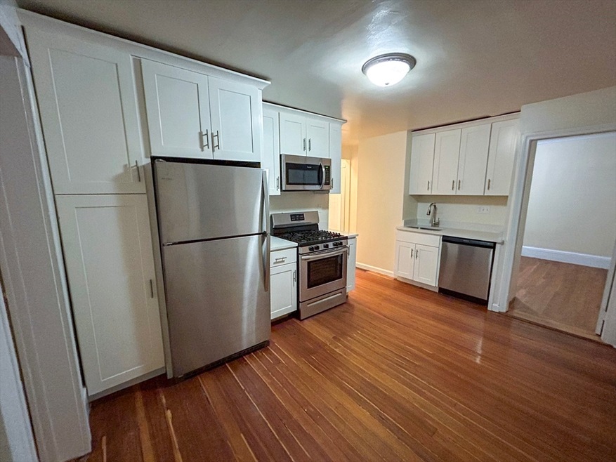 1911 River St unit 2, Hyde Park, MA 02136 - photo 1