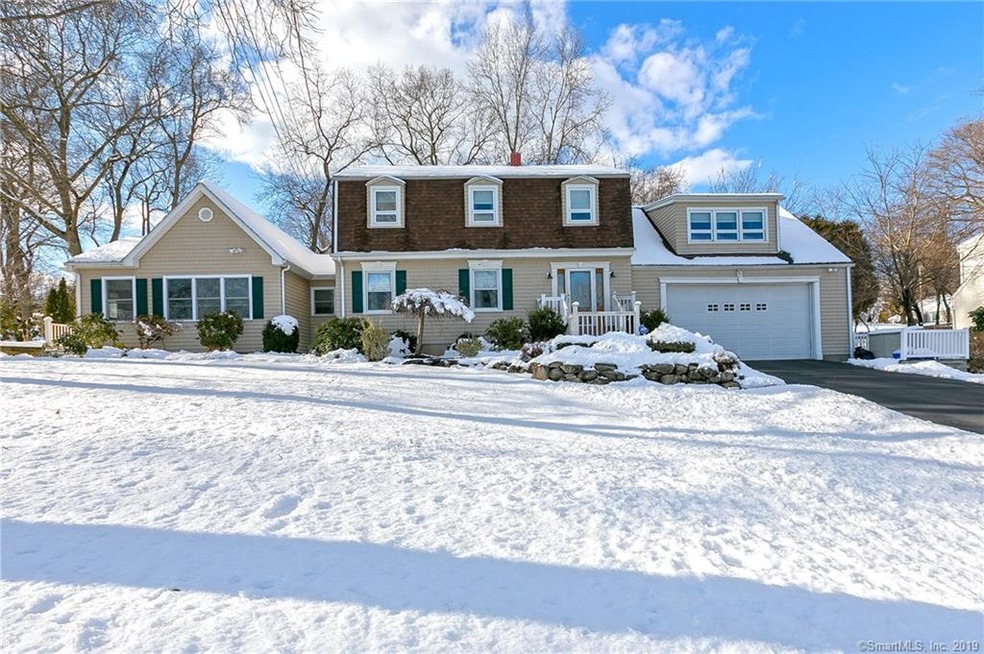 279 Bayberry Ln, Stratford, CT 06614 - photo 1