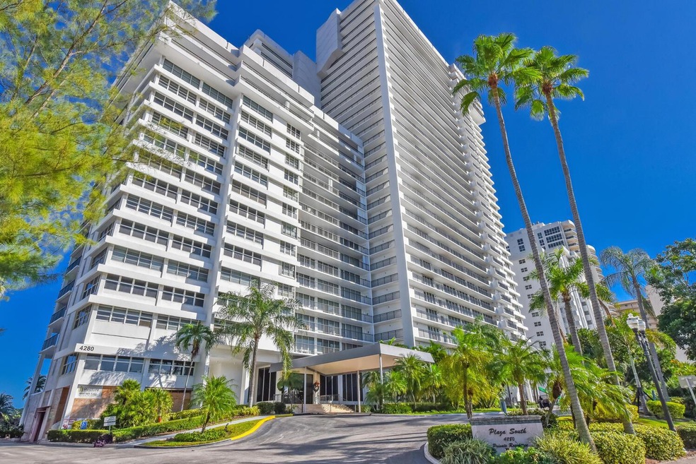 Plaza South Condominium unit PH L, Fort Lauderdale, FL 33308 - photo 1