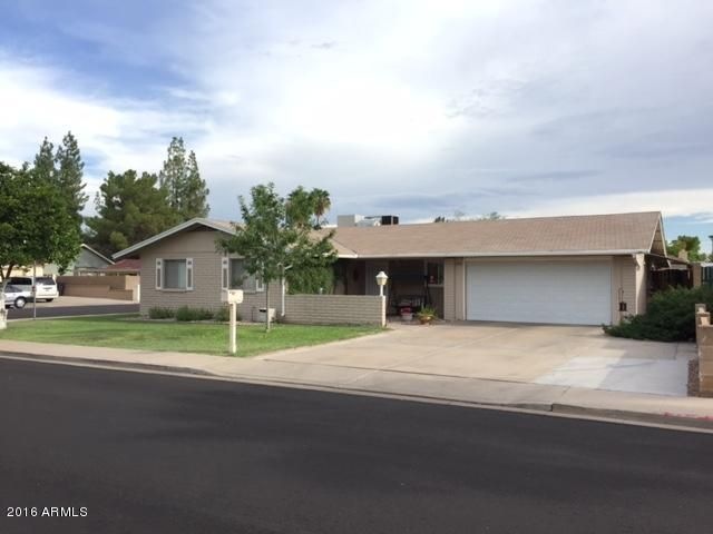 Front of home 1315 E. Indigo