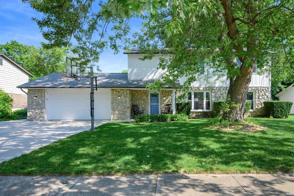 2210 W Christy Ln, Muncie, IN 47304 - photo 1