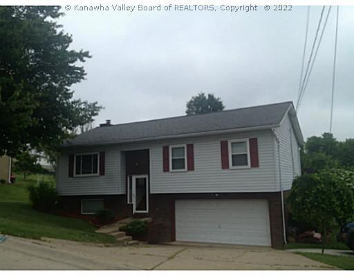 101 Timberlake Cir, Scott Depot, WV 25560 - photo 1