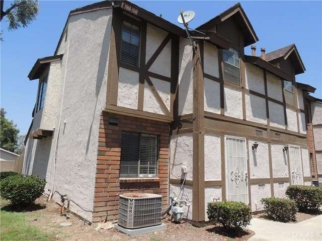 Front view, nice end unit