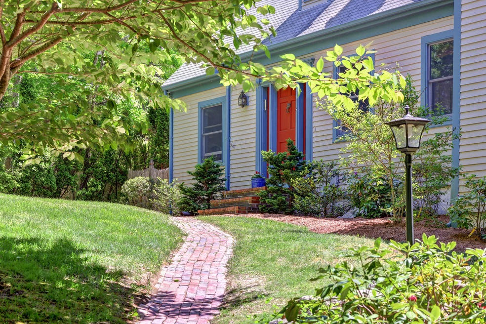 8 Deacons Path, Sandwich, MA 02563 - photo 1