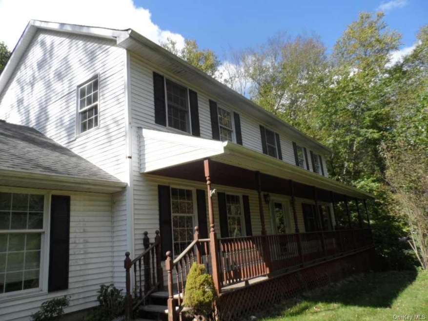 40 Blackberry Rd, Pawling, NY 12564 - photo 1