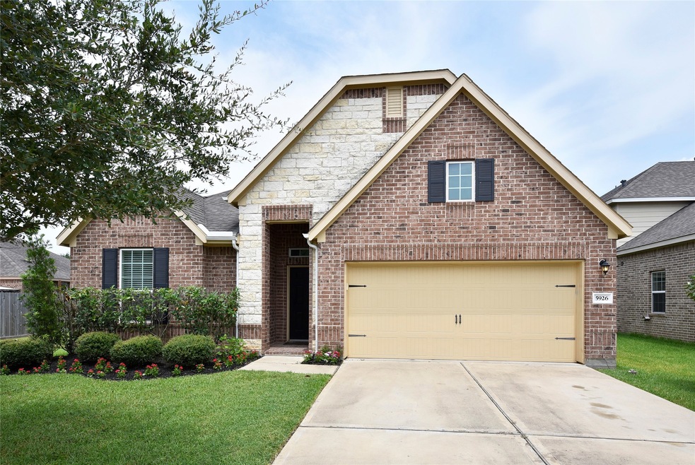 5926 Watford Bend, Rosenberg, TX 77471 - photo 1