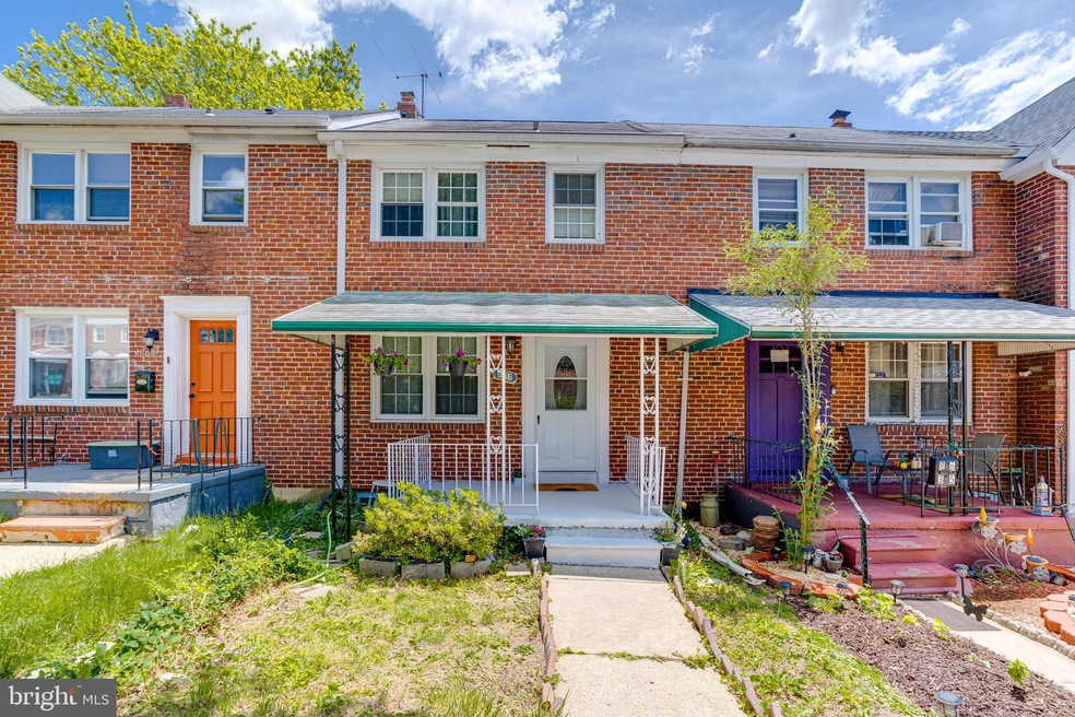 8637 Black Oak Rd, Parkville, MD 21234 - photo 1