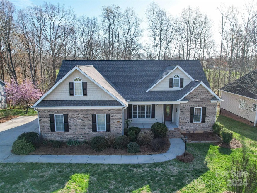 709 Redah Ave, Locust, NC 28097 MLS CAR4112922