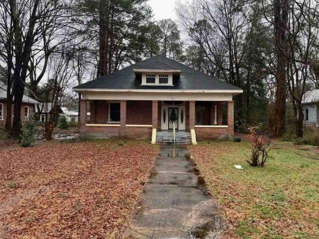 389 College Blvd, Grenada, MS 38901 - photo 1