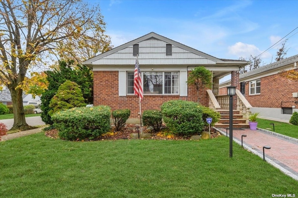 16520 27th Ave, Flushing, NY 11358 - photo 1