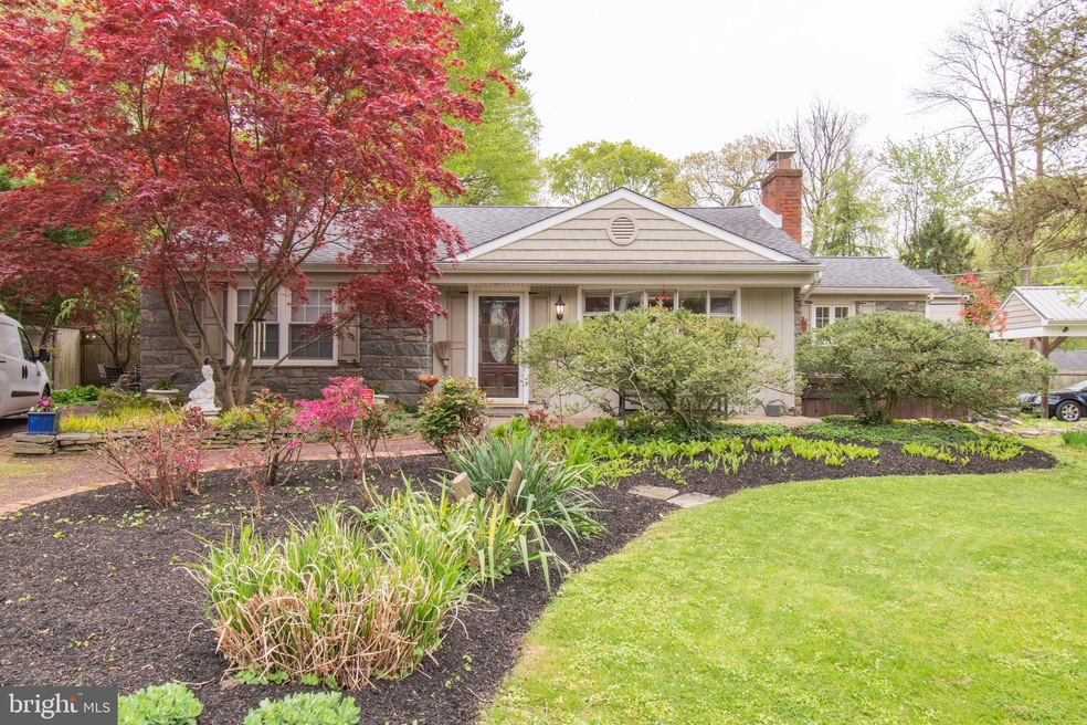 2310 Secane Rd, Secane, PA 19018 - photo 1