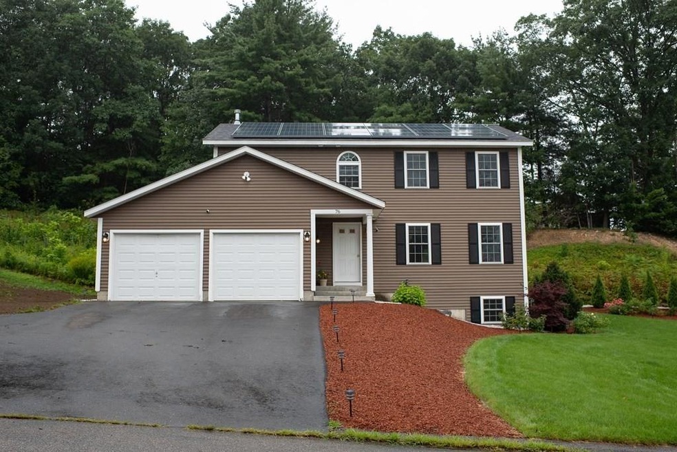 76 Brierwood Dr, Fitchburg, MA 01420 - photo 1
